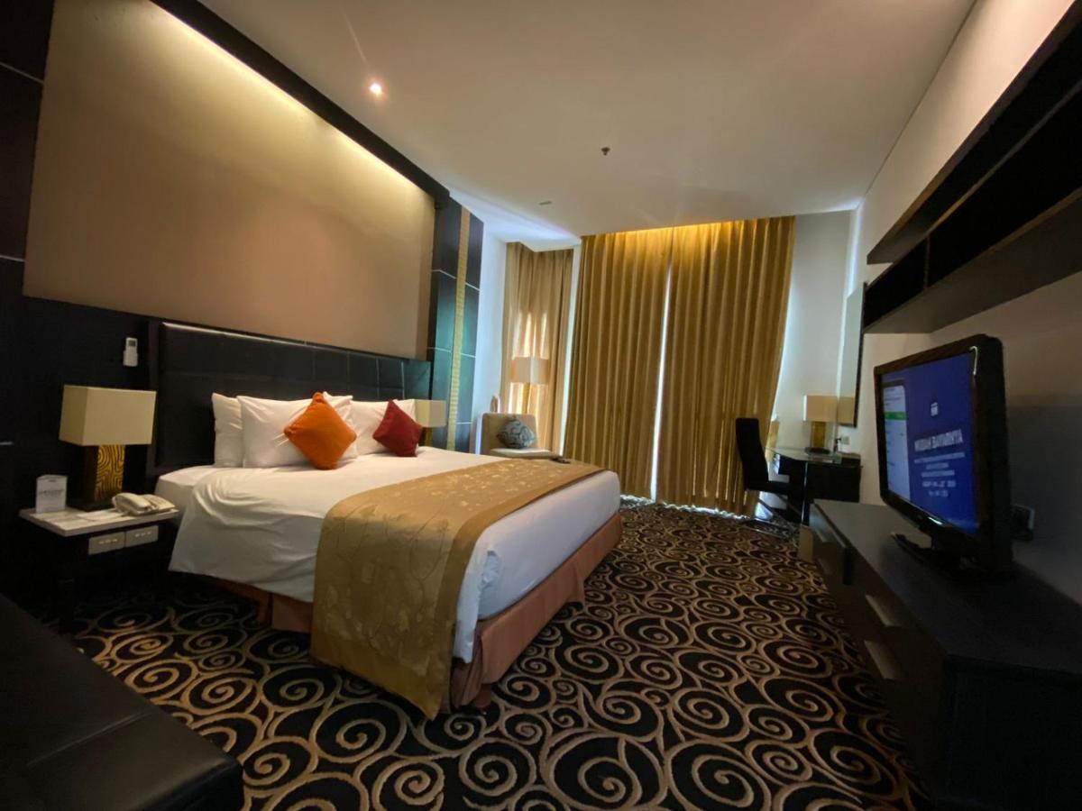 Golden Flower By Kagum Hotels Bandung Buitenkant foto