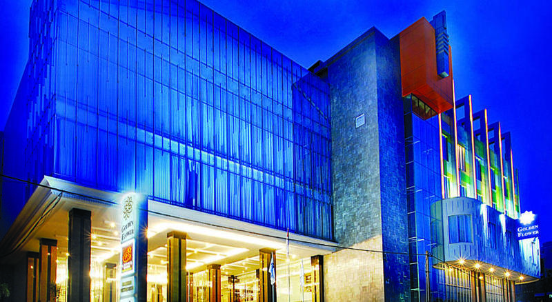 Golden Flower By Kagum Hotels Bandung Buitenkant foto